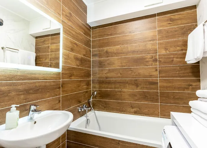 Lakeview 305 Beachfront *